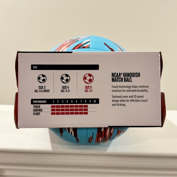 WILSON NCAA Vanquish Soccerball - Size 5 , Blue/Red/White. NEW - Picture 7 of 7